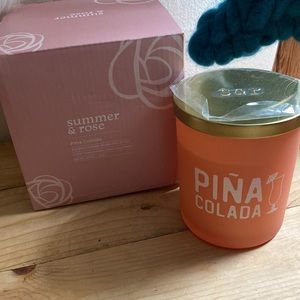 Summer & Rose Soy Blend Candle Piña
Colada new in box
